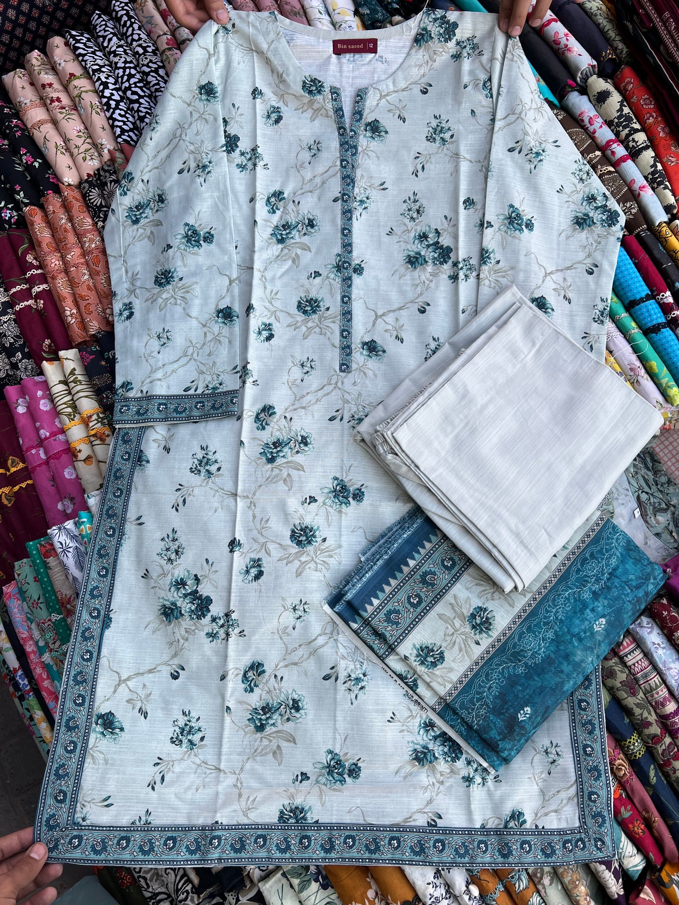 Binsaeed 3 Piece (Khaddar Fabric)